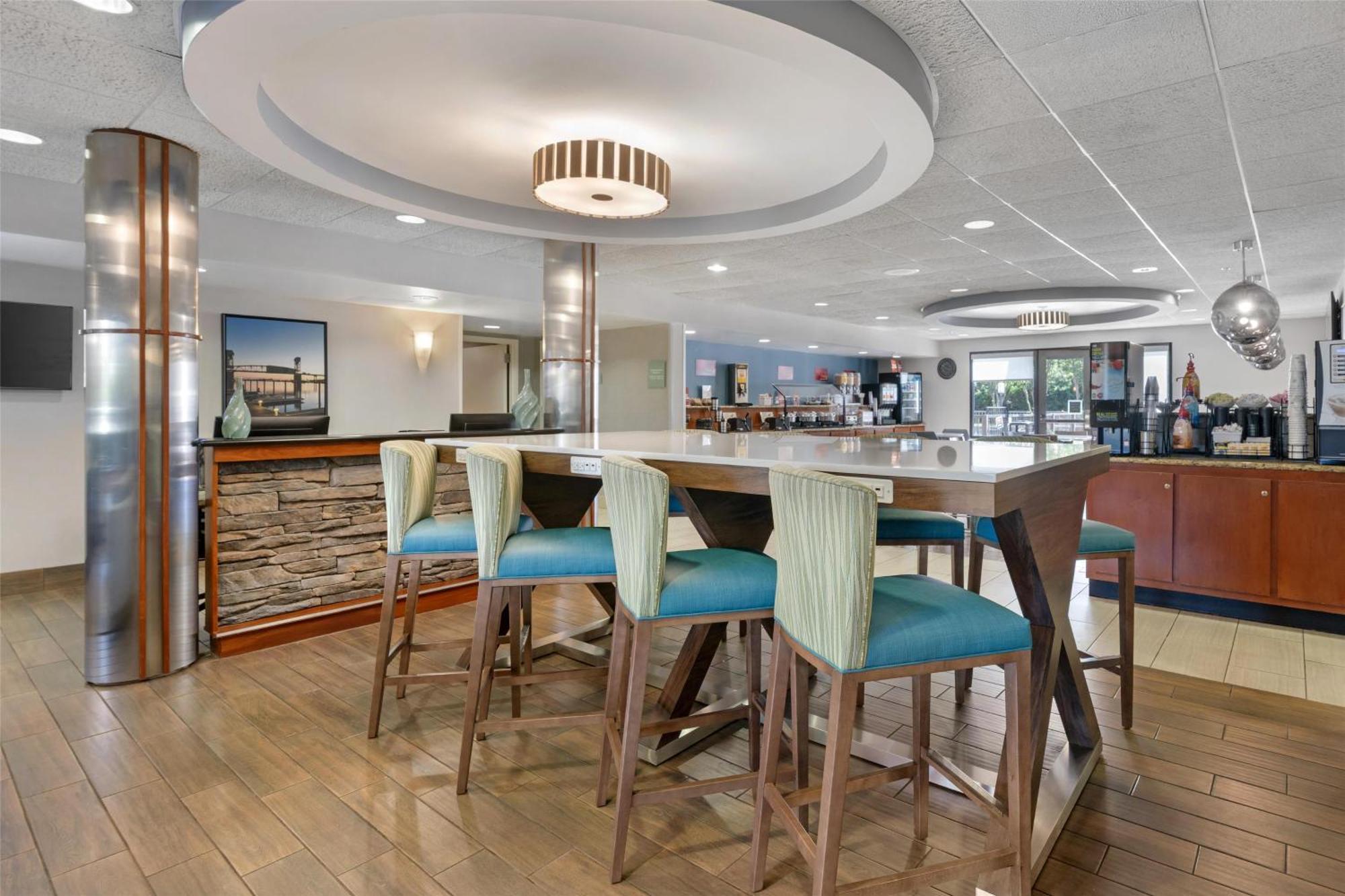 Hotel Western / Wrightsville Wilmington